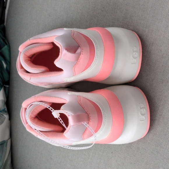 UGG LA FLEX PINK/WHITE Slip On SNEAKER Size‎ 7 New - Picture 7 of 7
